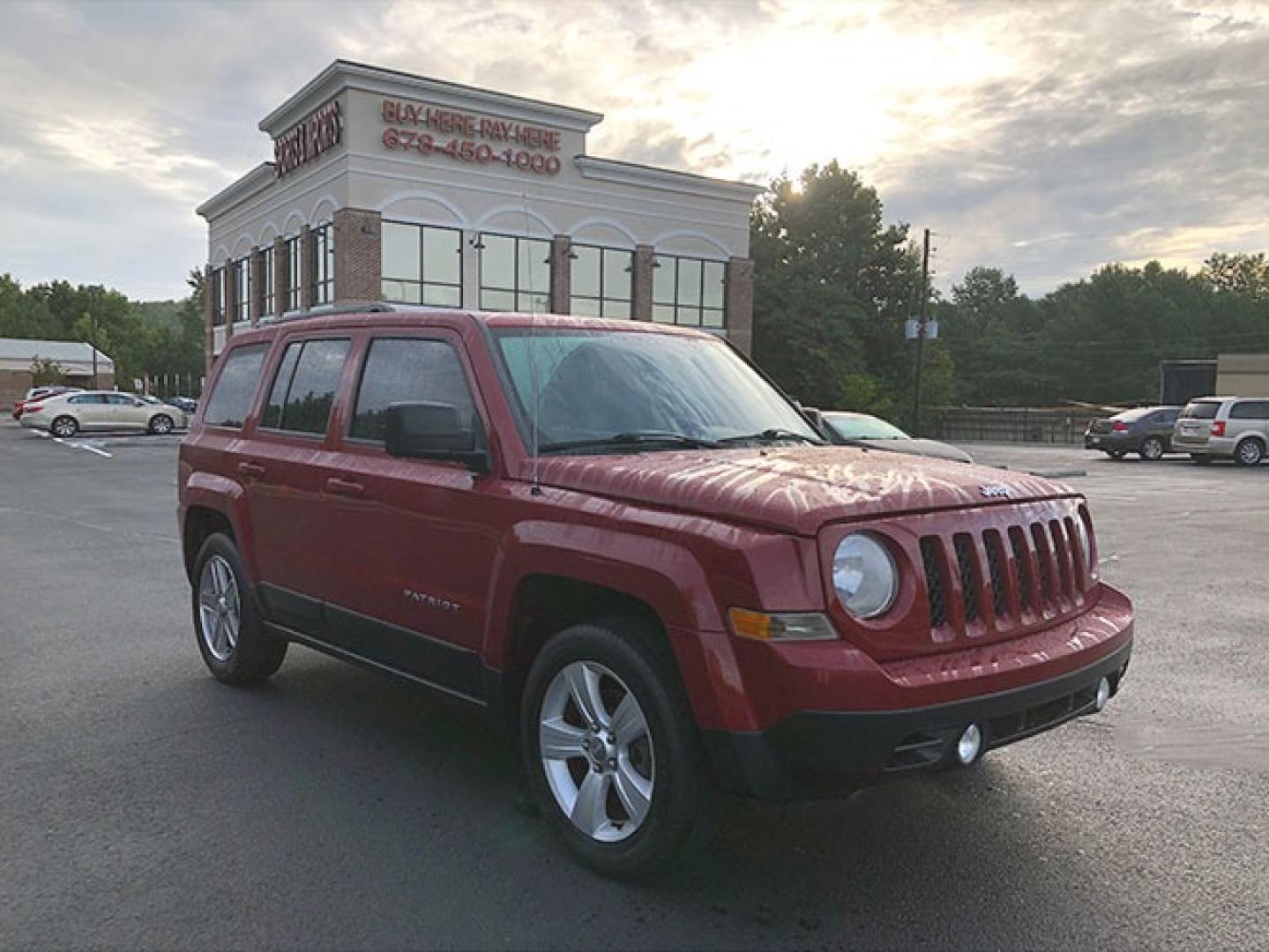 2014 Jeep Patriot Latitude 2WD (1C4NJPFB7ED) with an 2.4L L4 DOHC 16V engine, located at 7710 Tara Blvd, Jonesboro, GA, 30236, (678) 450-1000, 33.544365, -84.367821 - Photo#7