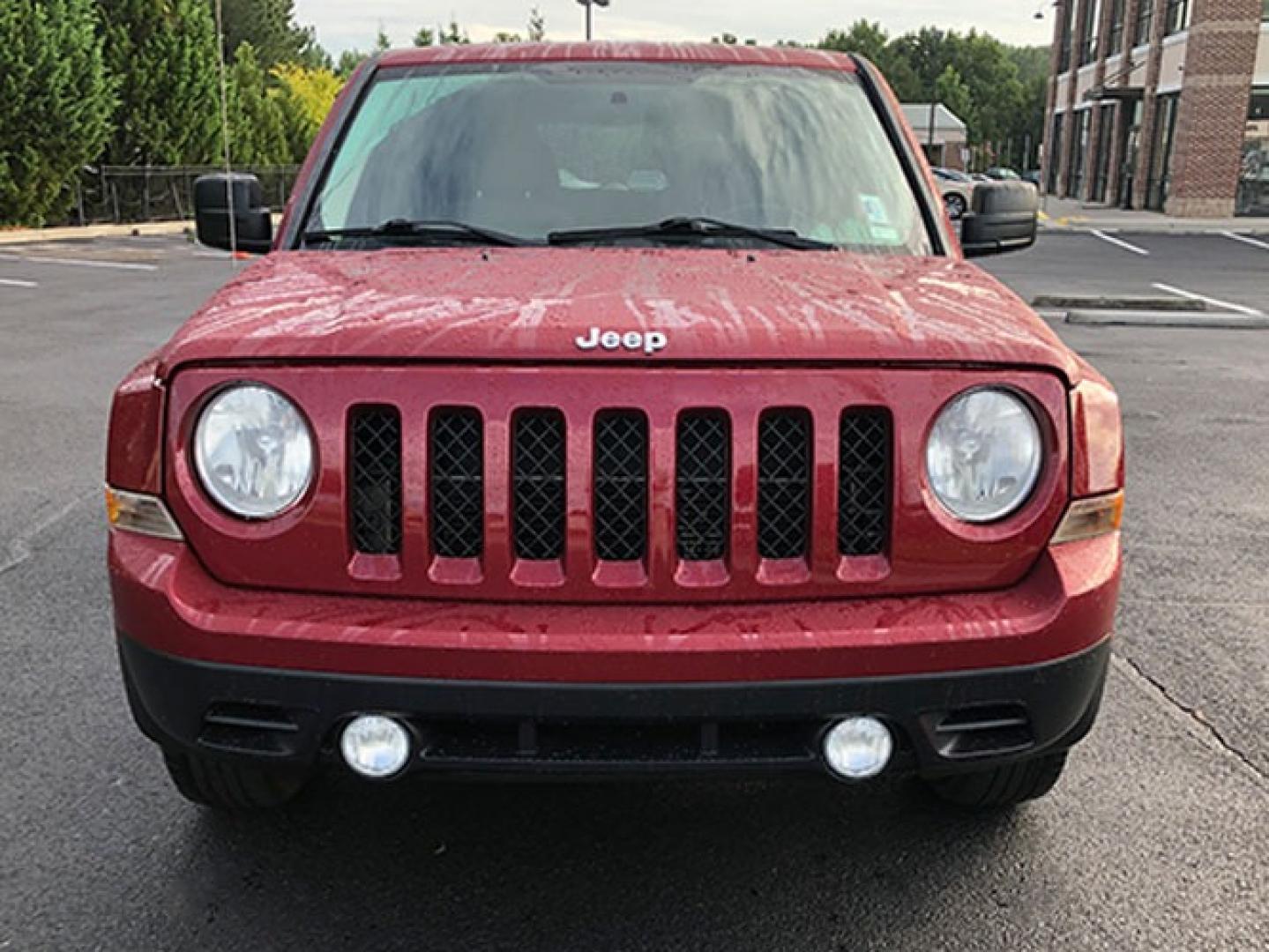 2014 Jeep Patriot Latitude 2WD (1C4NJPFB7ED) with an 2.4L L4 DOHC 16V engine, located at 7710 Tara Blvd, Jonesboro, GA, 30236, (678) 450-1000, 33.544365, -84.367821 - Photo#8