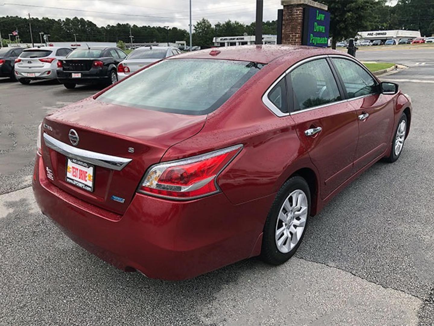 2014 Nissan Altima 2.5 SL (1N4AL3APXEC) with an 2.5L L4 DOHC 16V engine, Continuously Variable Transmission transmission, located at 7710 Tara Blvd, Jonesboro, GA, 30236, (678) 450-1000, 33.544365, -84.367821 - Photo#6