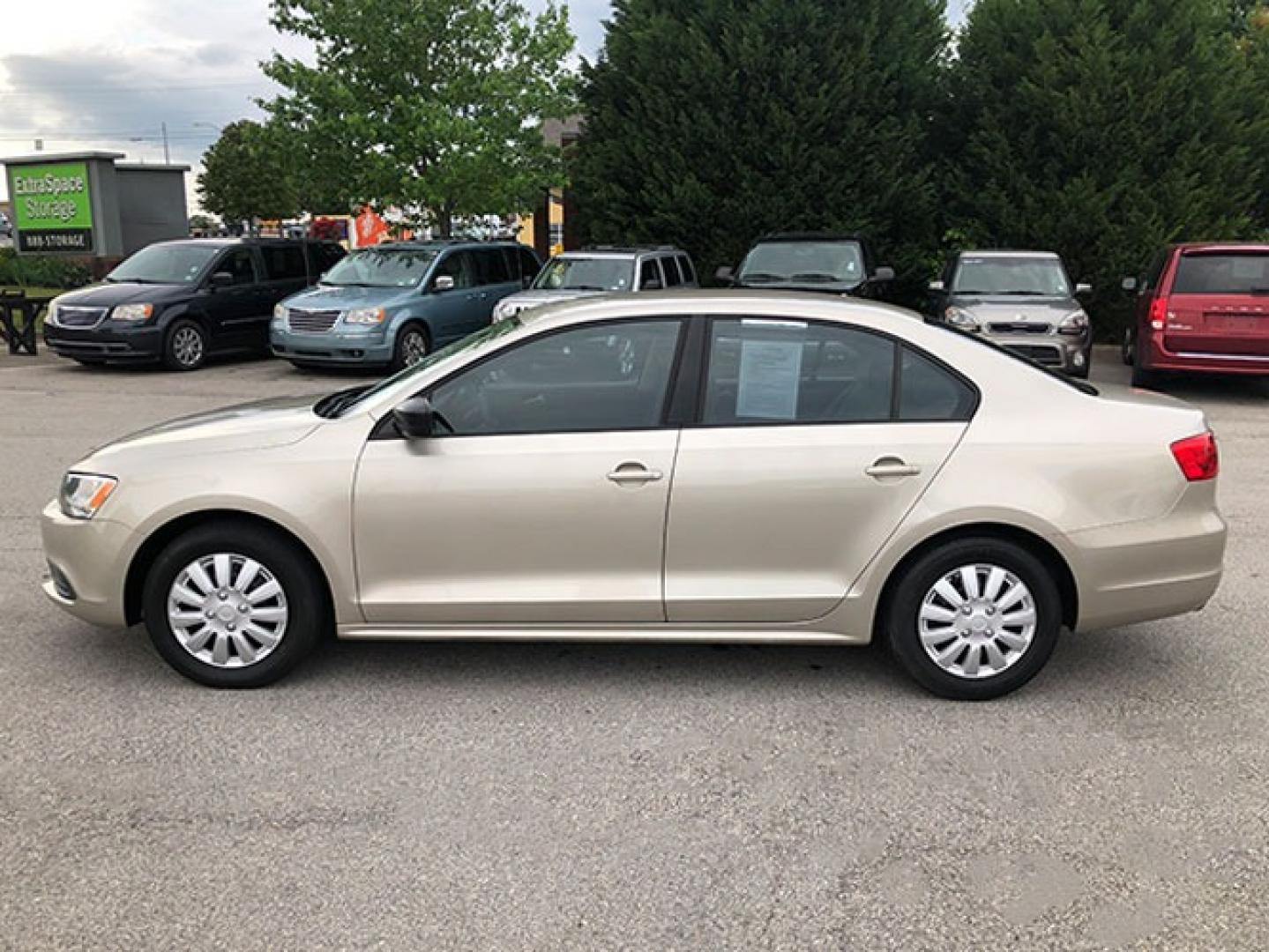 2014 Volkswagen Jetta S (3VW1K7AJ8EM) with an 2.0L L4 DOHC 20V engine, located at 7710 Tara Blvd, Jonesboro, GA, 30236, (678) 450-1000, 33.544365, -84.367821 - Photo#3