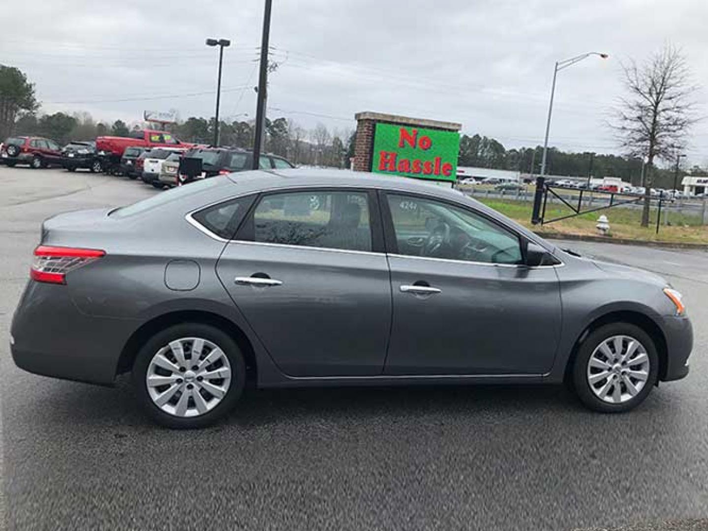 2015 Nissan Sentra S 6AT (3N1AB7AP9FY) with an 1.8L L4 SFI DOHC 16V engine, 6-Speed Automatic transmission, located at 620 Jesse Jewell Pkwy, Gainesville, GA, 30501, (678) 450-1000, 34.305923, -83.809784 - At Sports and Imports we'll get you approved for an auto loan right here, whatever your credit! Our buy here, pay here financing means you only need a driver's license and proof of income. Call us at 678-450-1000 for more information and get you driving today! LOW DOWN PAYMENT ($799) We match yo - Photo#4