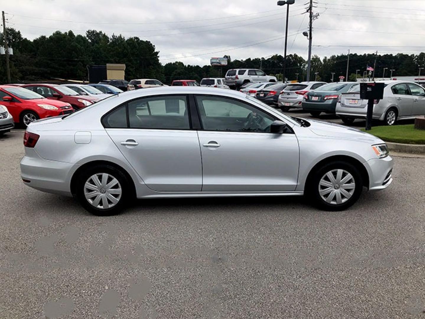 2016 Volkswagen Jetta 1.4T S 6A (3VW267AJ3GM) with an 1.4L L4 DOHC 20V engine, 6A transmission, located at 7710 Tara Blvd, Jonesboro, GA, 30236, (678) 450-1000, 33.544365, -84.367821 - Photo#7