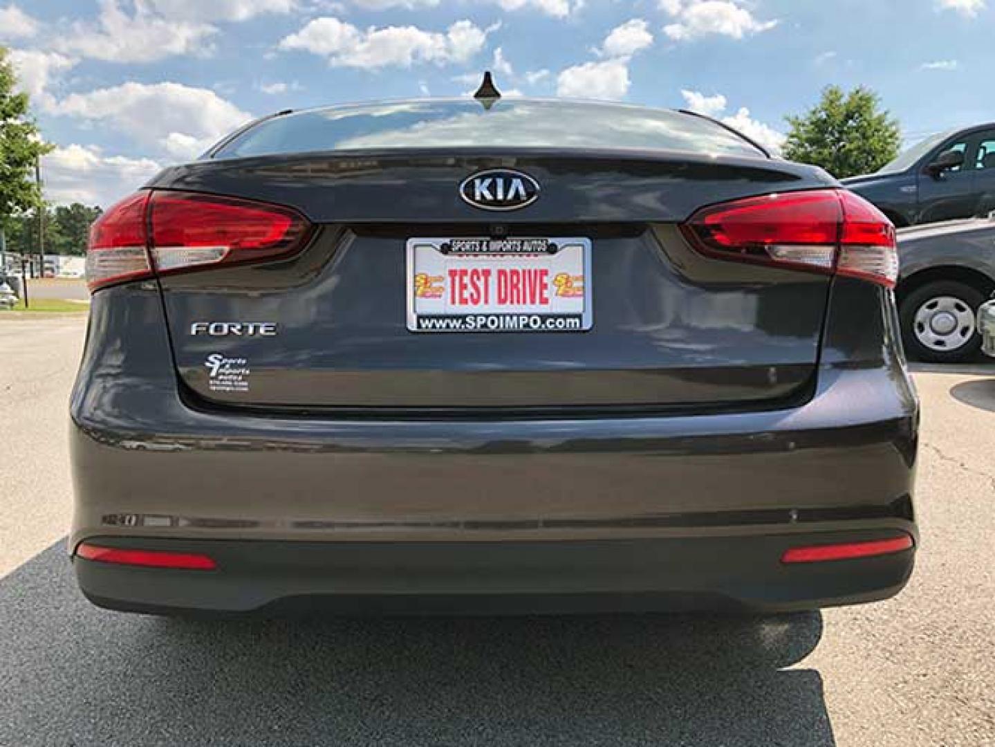 2017 Kia Forte LX 6A (3KPFL4A76HE) with an 2.0L L4 DOHC 16V engine, 6-Speed Automatic transmission, located at 7710 Tara Blvd, Jonesboro, GA, 30236, (678) 450-1000, 33.544365, -84.367821 - Photo#4