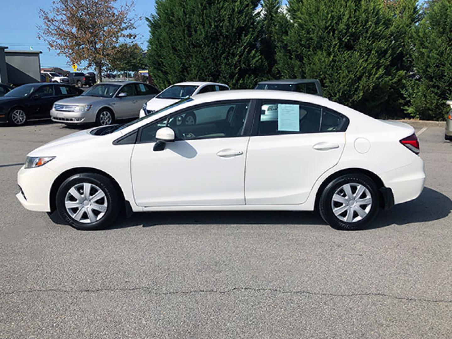 2014 Honda Civic LX Sedan CVT (19XFB2F5XEE) with an 1.8L L4 SOHC 16V engine, Cvt transmission, located at 7710 Tara Blvd, Jonesboro, GA, 30236, (678) 450-1000, 33.544365, -84.367821 - Photo#3