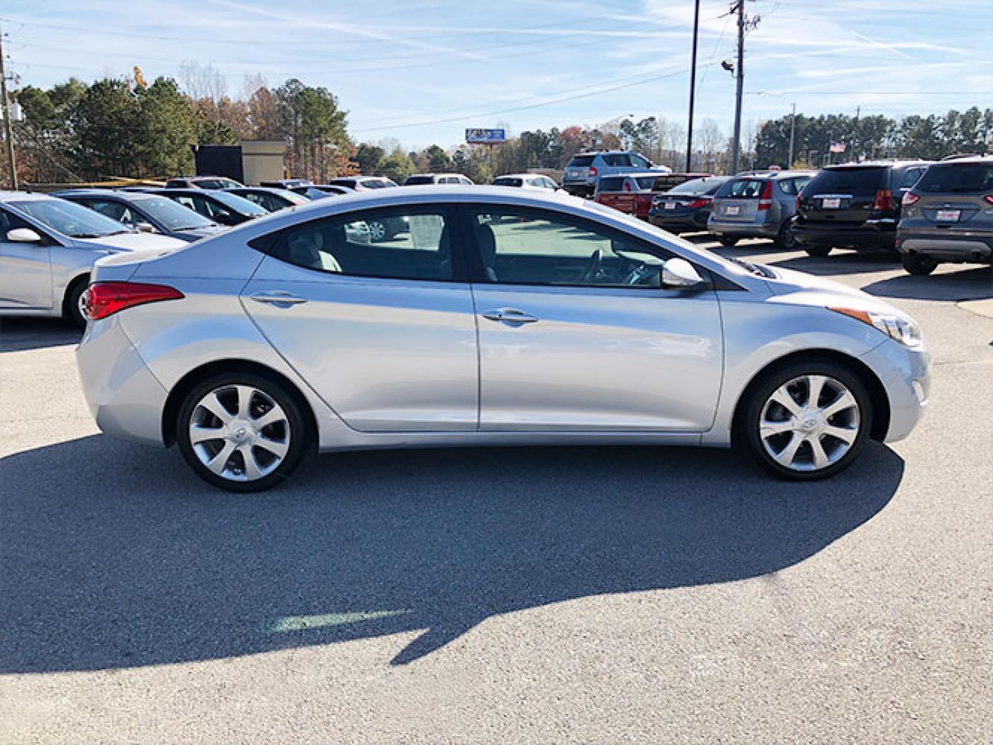 2012 Hyundai Elantra Limited (5NPDH4AE4CH) with an 1.8L L4 DOHC 16V engine, 6-Speed Automatic transmission, located at 7710 Tara Blvd, Jonesboro, GA, 30236, (678) 450-1000, 33.544365, -84.367821 - Photo#7