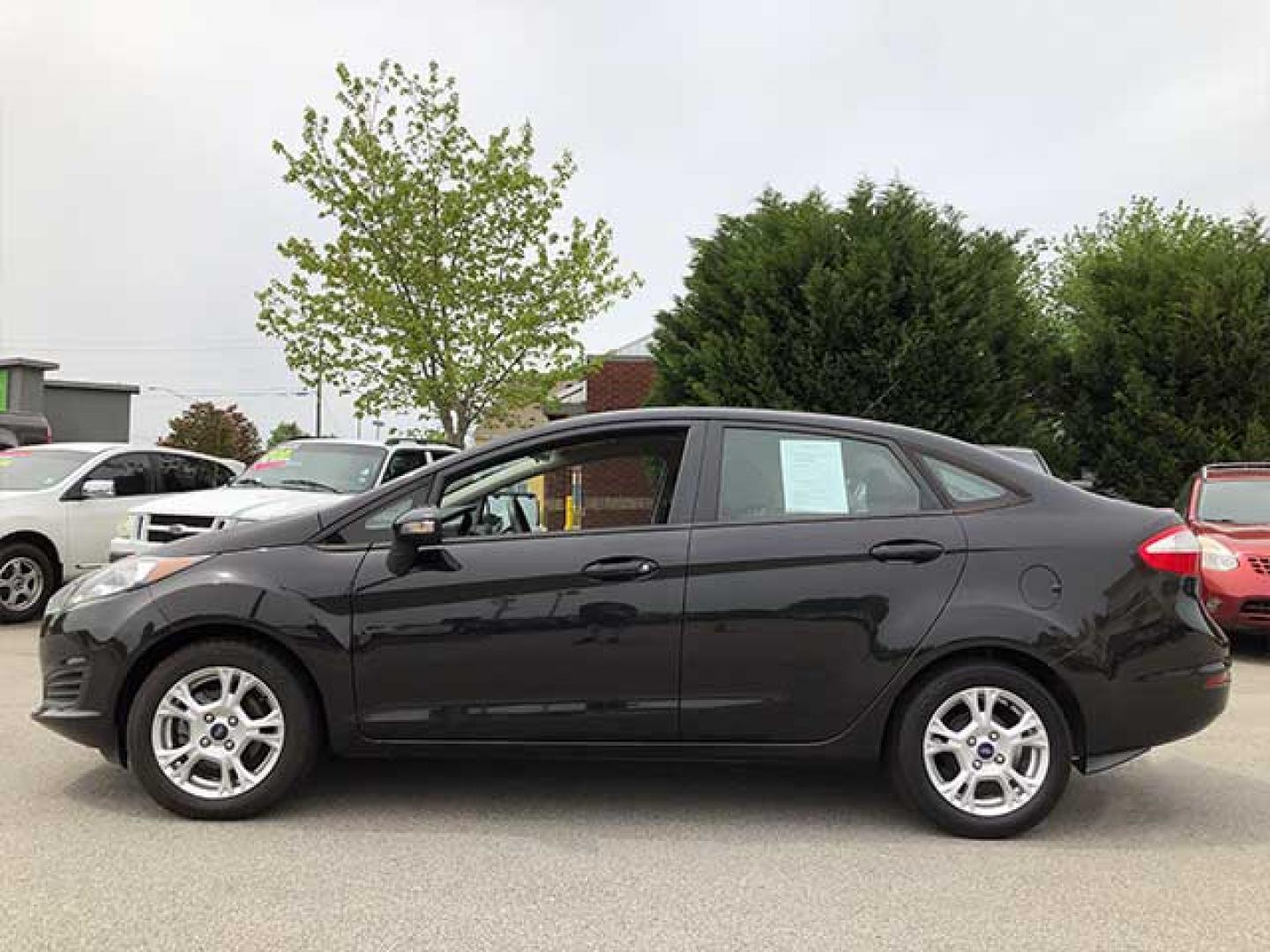 2014 Ford Fiesta SE Sedan (3FADP4BJ5EM) with an 1.6L L4 DOHC 16V engine, located at 7710 Tara Blvd, Jonesboro, GA, 30236, (678) 450-1000, 33.544365, -84.367821 - At Sports and Imports we'll get you approved for an auto loan right here, whatever your credit! Our buy here, pay here financing means you only need a driver's license and proof of income. Call us at 678-450-1000 for more information and get you driving today! LOW DOWN PAYMENT ($799) We match yo - Photo#2