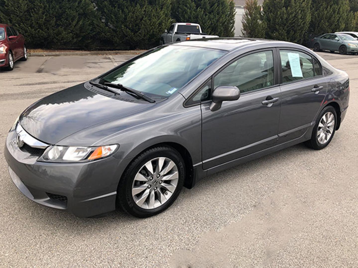 2010 Honda Civic EX Sedan 5-Speed AT (19XFA1F84AE) with an 1.8L L4 SOHC 16V engine, 5-Speed Automatic transmission, located at 620 Jesse Jewell Pkwy, Gainesville, GA, 30501, (678) 450-1000, 34.305923, -83.809784 - Photo#2