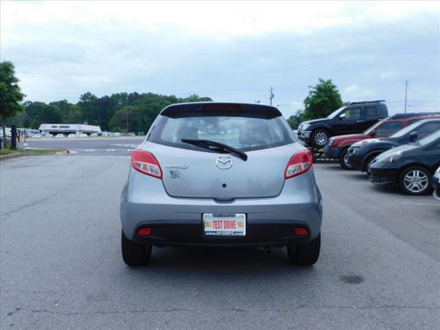 2011 Mazda MAZDA2 Sport (JM1DE1HY3B0) with an 1.5L L4 DOHC 16V engine, located at 7710 Tara Blvd, Jonesboro, GA, 30236, (678) 450-1000, 33.544365, -84.367821 - At Sports and Imports we'll get you approved for an auto loan right here, whatever your credit! Our buy here, pay here financing means you only need a driver's license and proof of income. Call us at 678-450-1000 for more information and get you driving today! LOW DOWN PAYMENT ($499) We match yo - Photo#5