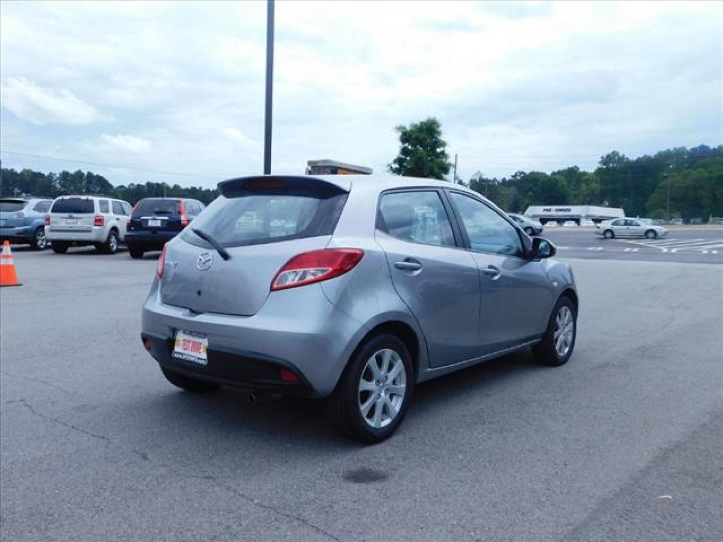 2011 Mazda MAZDA2 Sport (JM1DE1HY3B0) with an 1.5L L4 DOHC 16V engine, located at 7710 Tara Blvd, Jonesboro, GA, 30236, (678) 450-1000, 33.544365, -84.367821 - At Sports and Imports we'll get you approved for an auto loan right here, whatever your credit! Our buy here, pay here financing means you only need a driver's license and proof of income. Call us at 678-450-1000 for more information and get you driving today! LOW DOWN PAYMENT ($499) We match yo - Photo#6